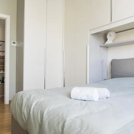 Modern 1 Bedroom Flat Metro Stop Appartamento *